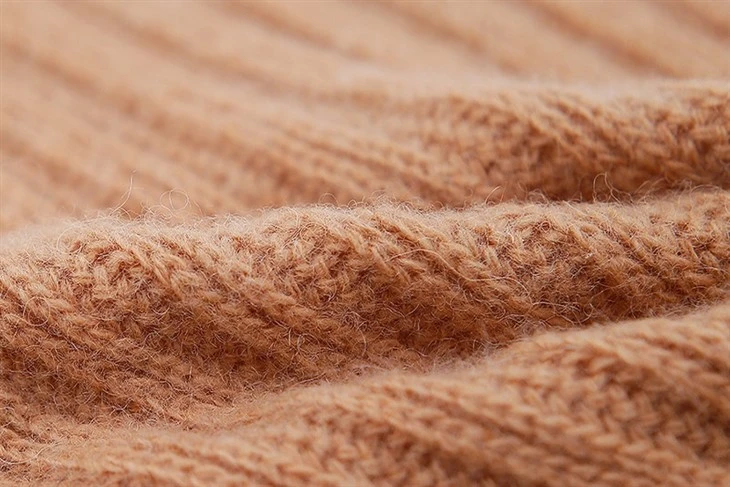 100% Premium Wool Yarn manufacturers